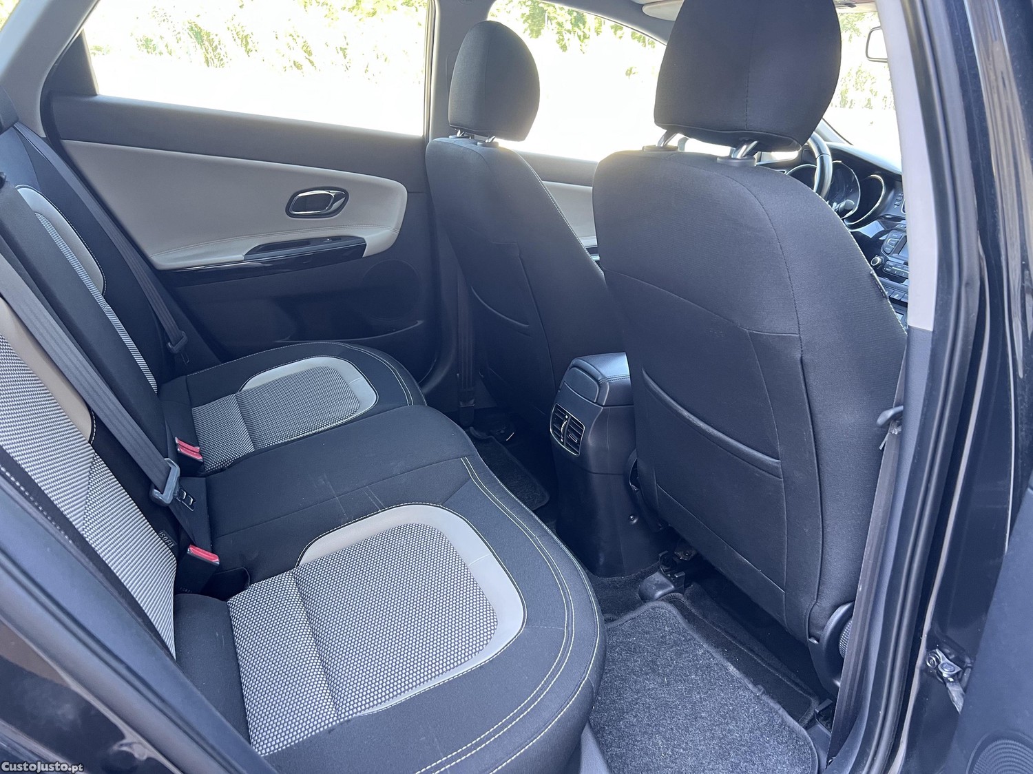 Kia Ceed Sport — fotografia 9