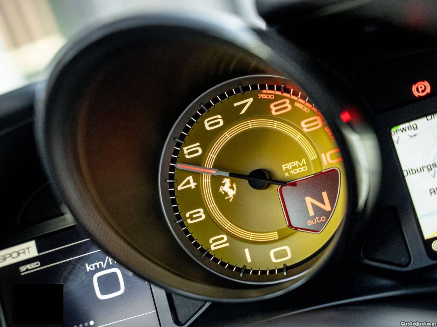 Ferrari California 4.3 V8 — fotografia 12