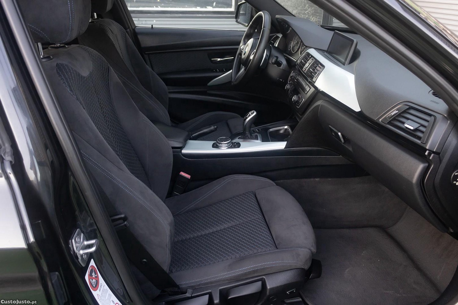BMW 320 d Auto Pack M — fotografia 4