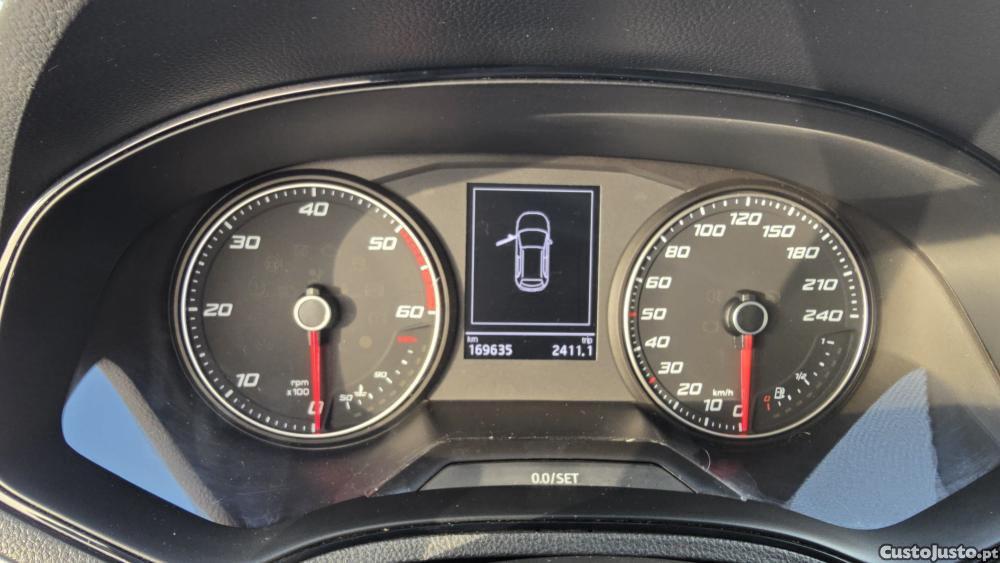 SEAT Arona 1.6 TDI Style — fotografia 12