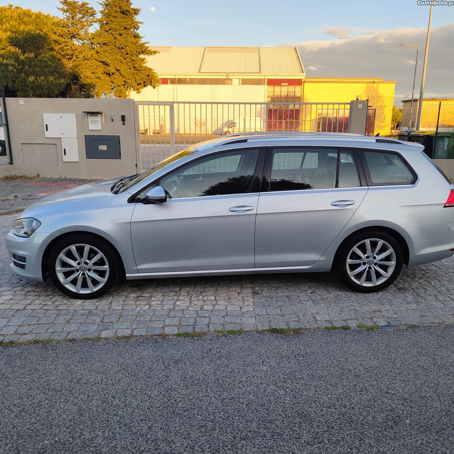 Volkswagen Golf Highline — fotografia 6