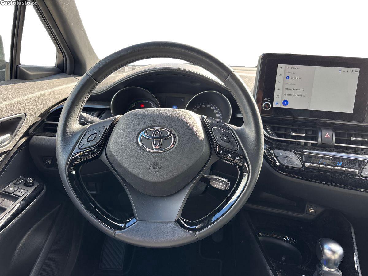 Toyota C-HR 1.8 Hybrid Square Collection — fotografia 8