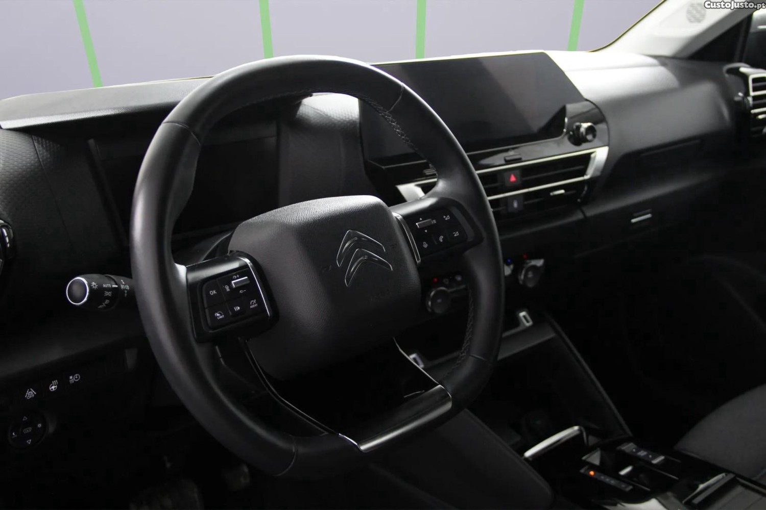Citroën e-C4 50 kWh Shine — fotografia 9