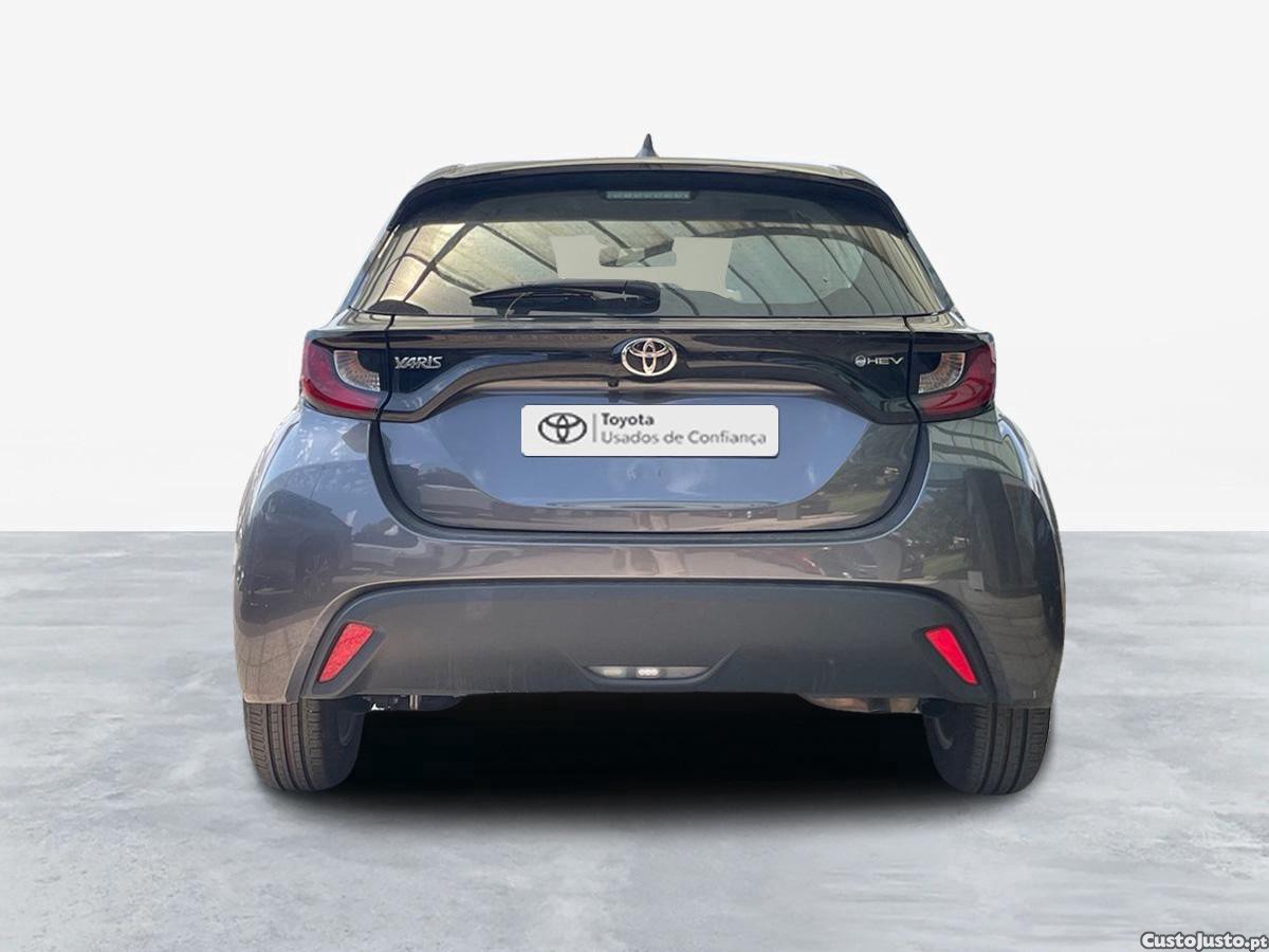 Toyota Yaris 1.5 HDF Comfort Plus — fotografia 16