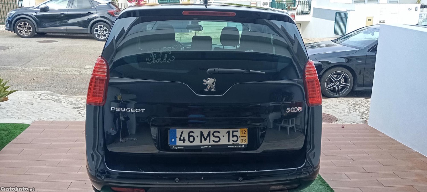 Peugeot 5008 Allure, 7 lugares, 5 portas, 112 CV, de 2012 com 296422 km. — fotografia 10