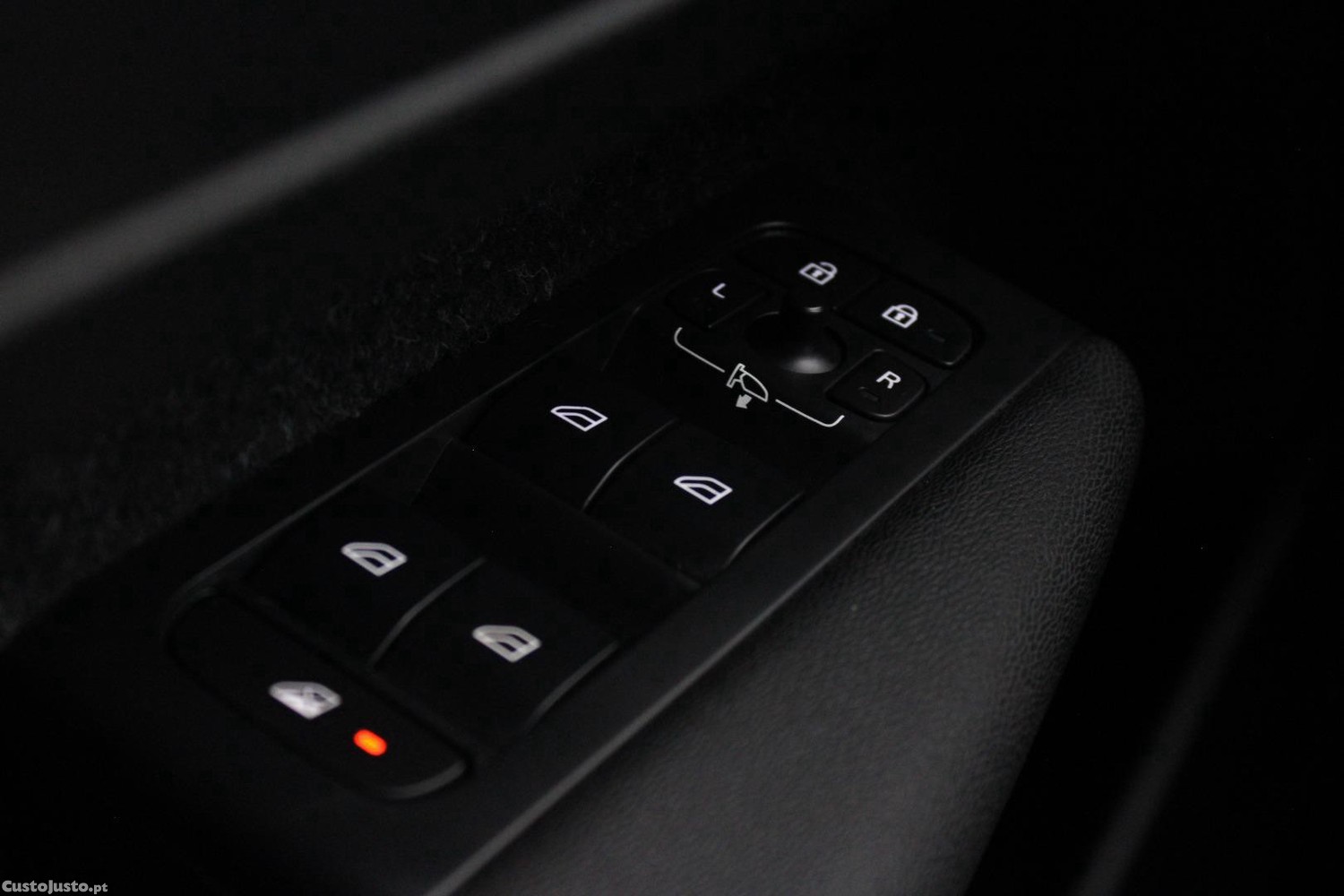 Volvo XC 40 D3 2.0 — fotografia 14