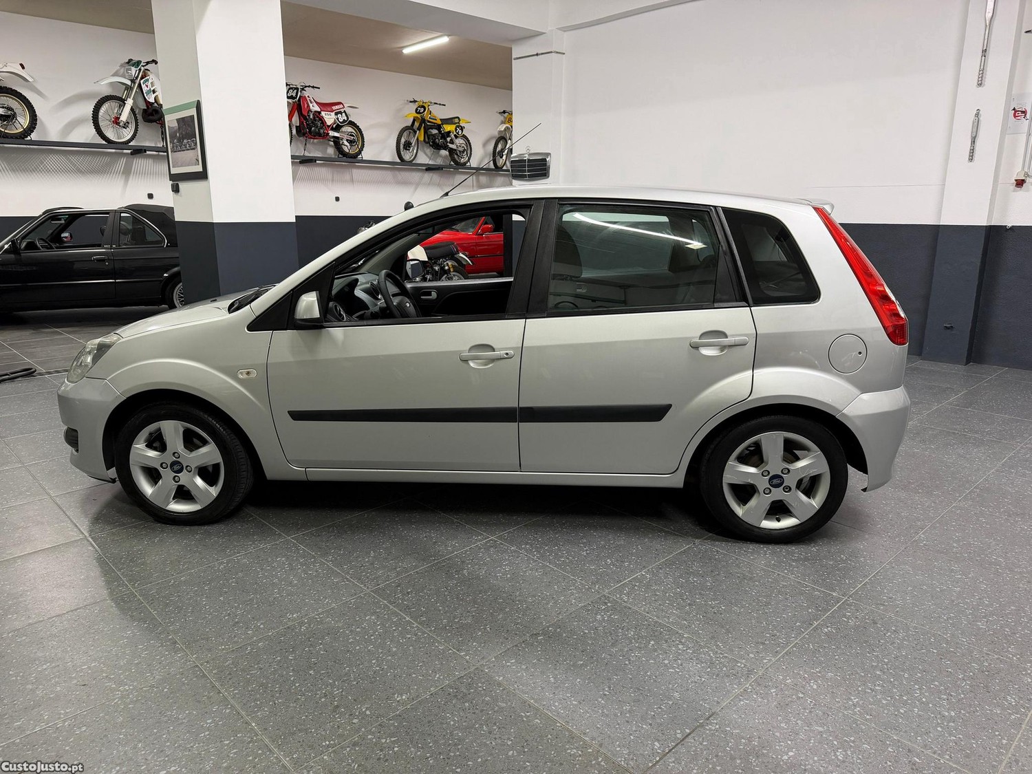 Ford Fiesta 1.25 Connection — fotografia 5