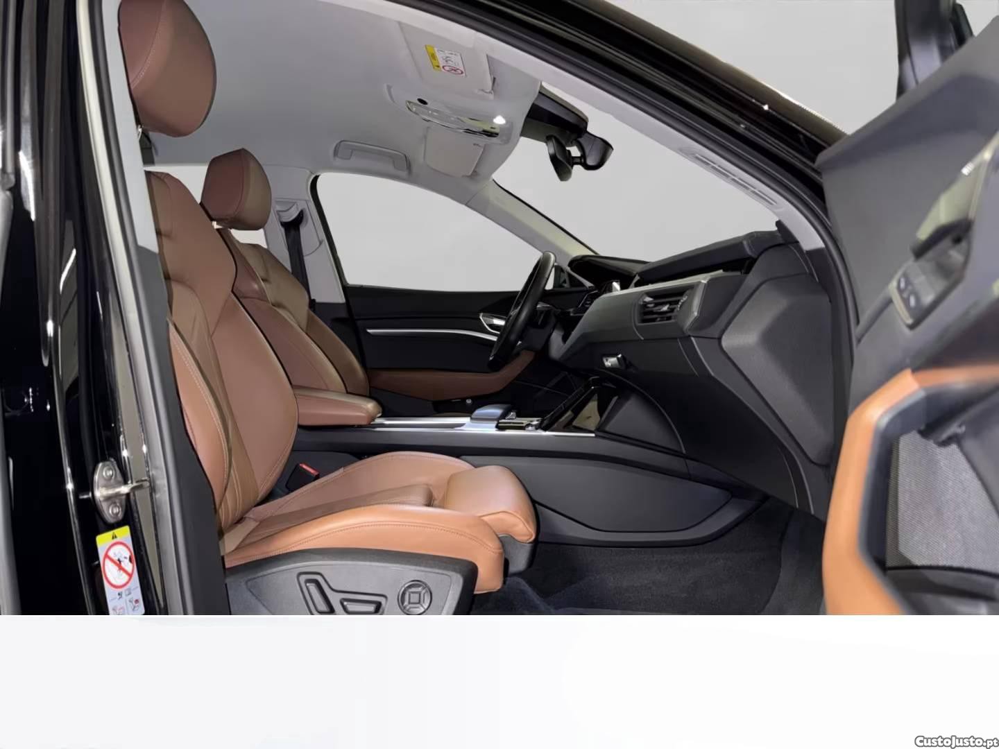 Audi Q8 e-Tron 50 quattro Advanced — fotografia 11