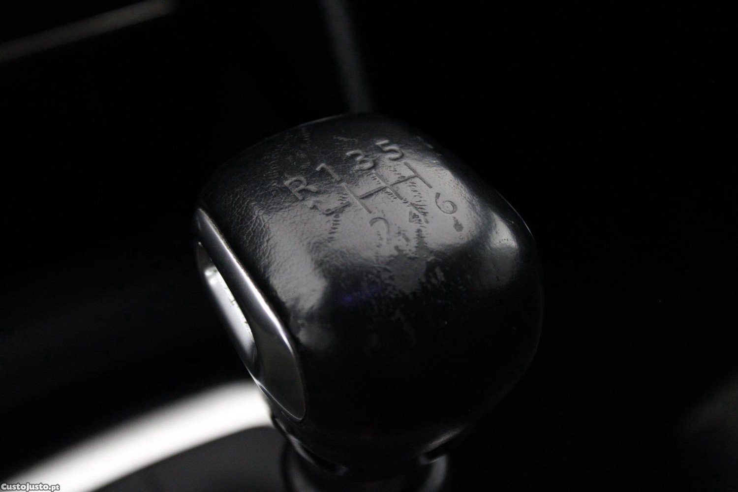 Peugeot 208 1.5 BHDI GT — fotografia 17