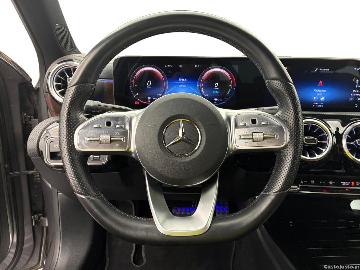 Mercedes-Benz A 250 e AMG Line — fotografia 7