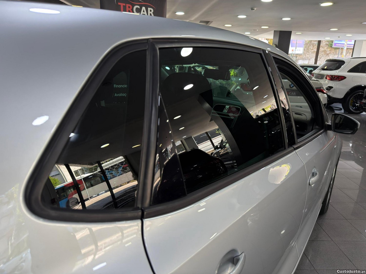 Volkswagen Polo 1.2 TDi BlueMotion — fotografia 3