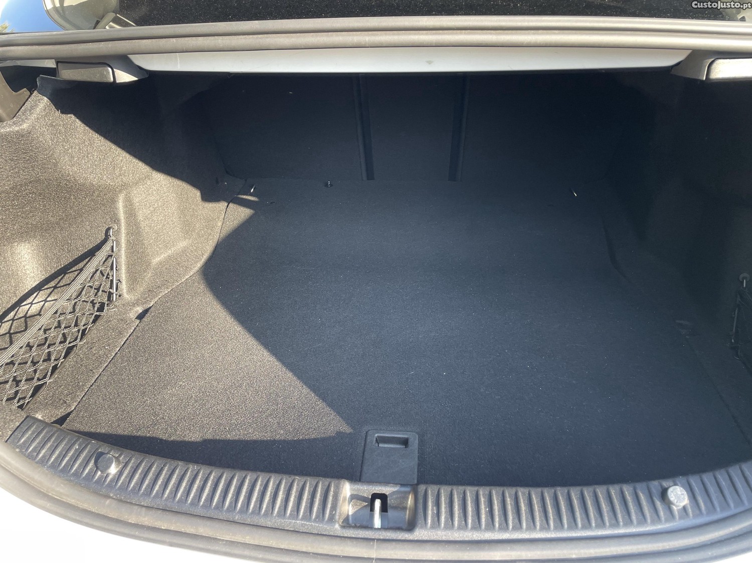 Mercedes-Benz C 200 Kit Amg — fotografia 4