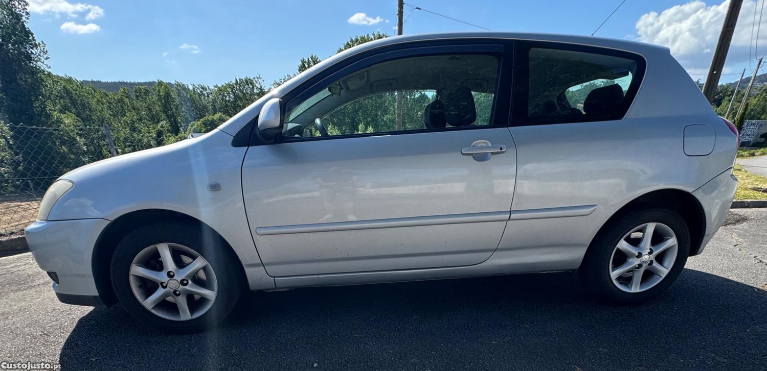 Toyota Corolla (E12u) — fotografia 5