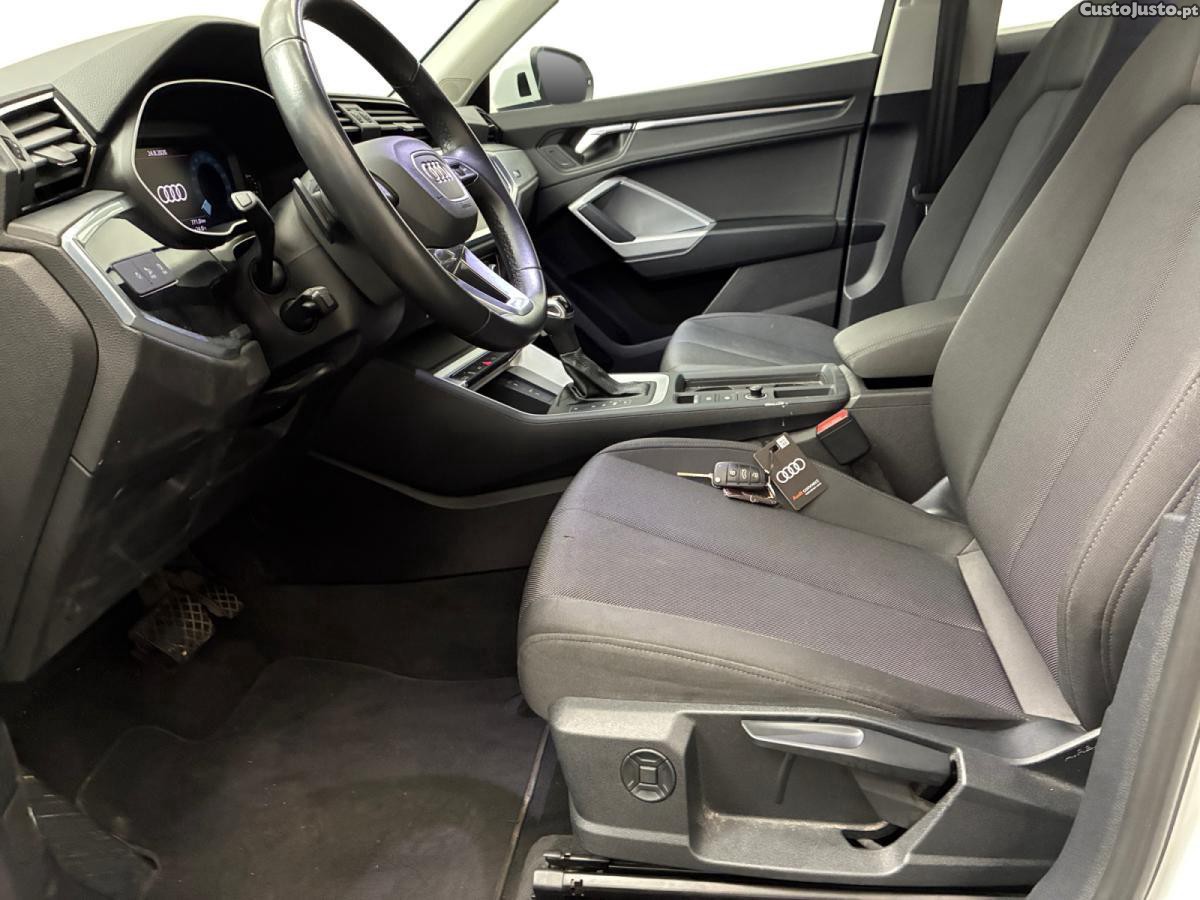 Audi Q3 45 TFSIe S tronic - 23 — photo 3