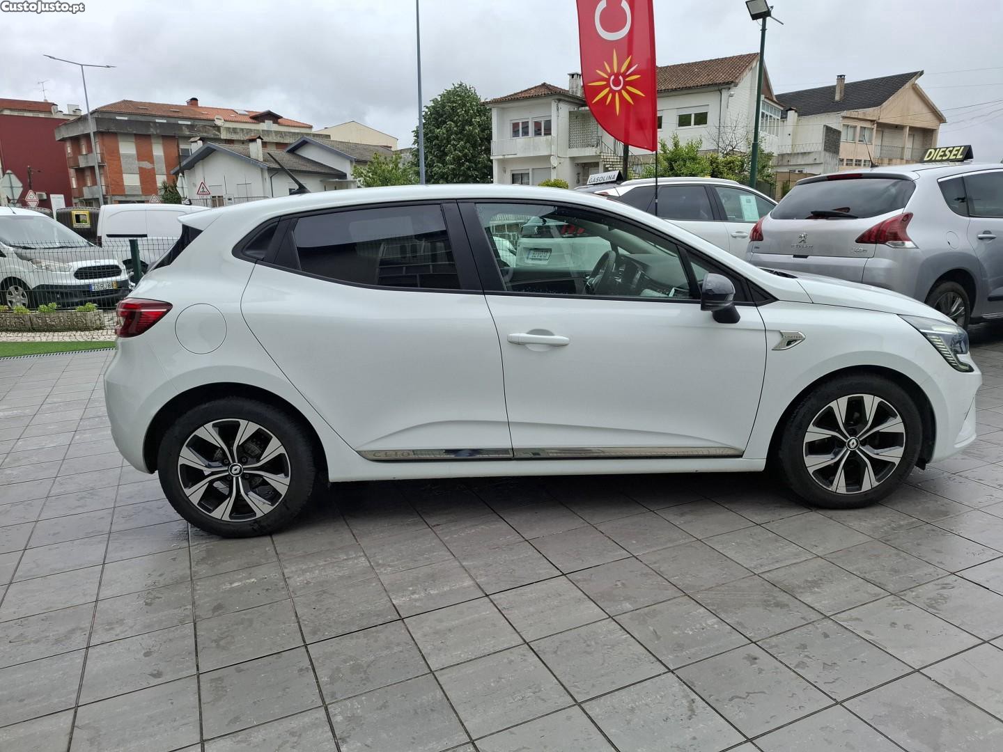 Renault Clio 1.0 TCe Limited Bi-Fuel — fotografia 6
