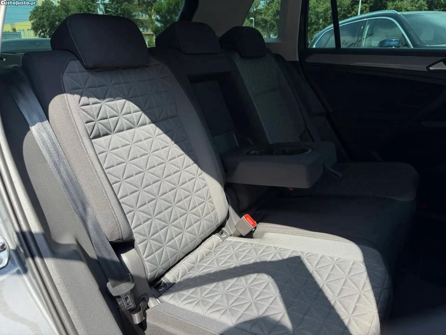 Volkswagen Tiguan 1.4 TSI eHybrid Life DSG — fotografia 14