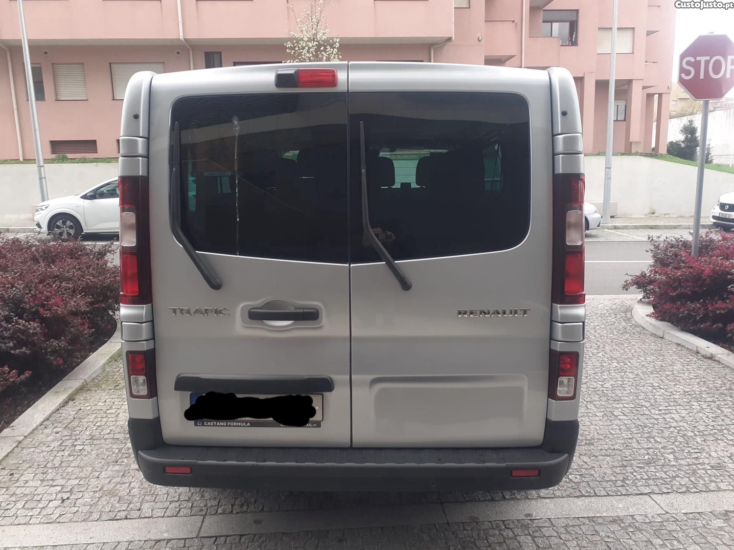 Renault Trafic Equilibre — fotografia 9
