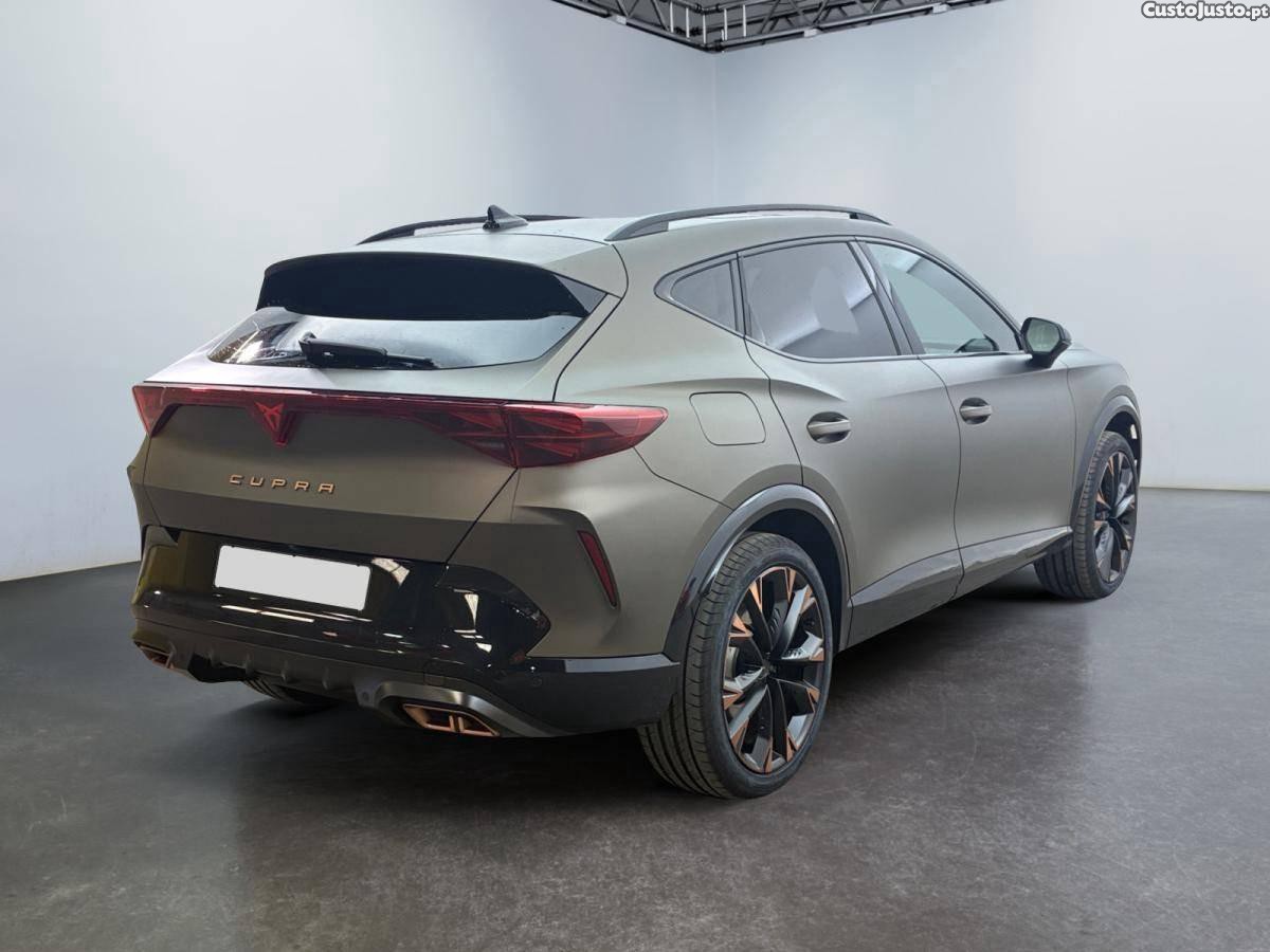 CUPRA Formentor 1.5 e-Hybrid DSG VZ — fotografia 11