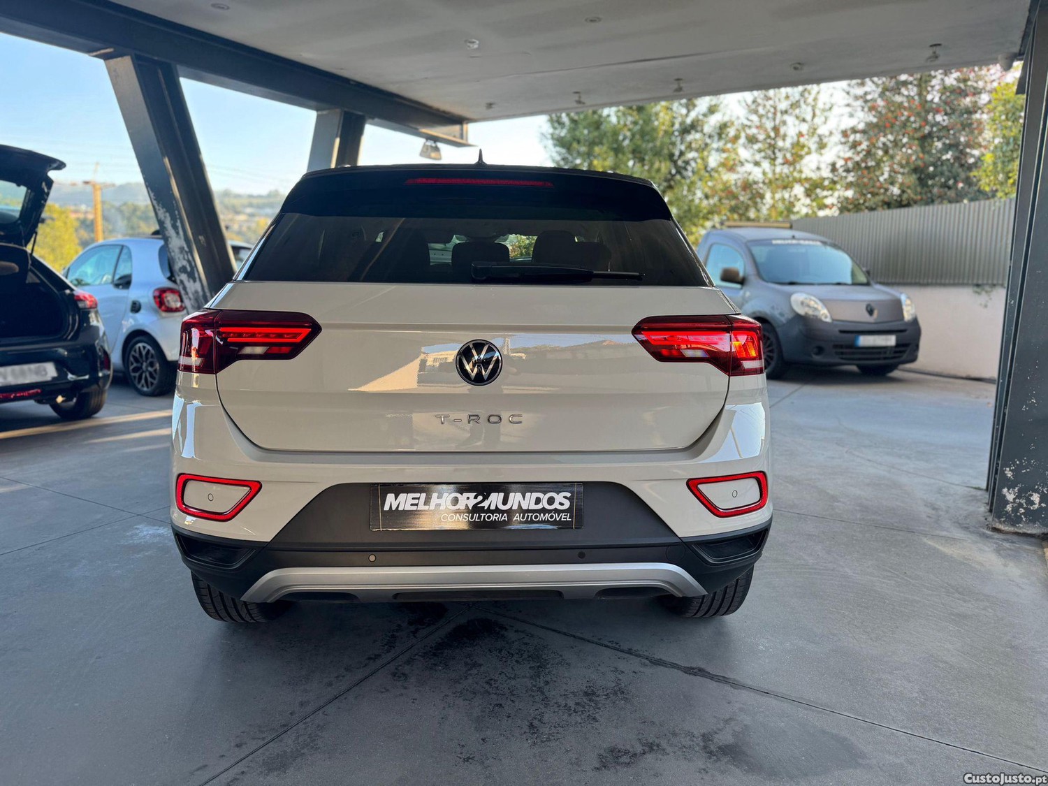 VW T-Roc 1.0 TSI Life - 23 — photo 3