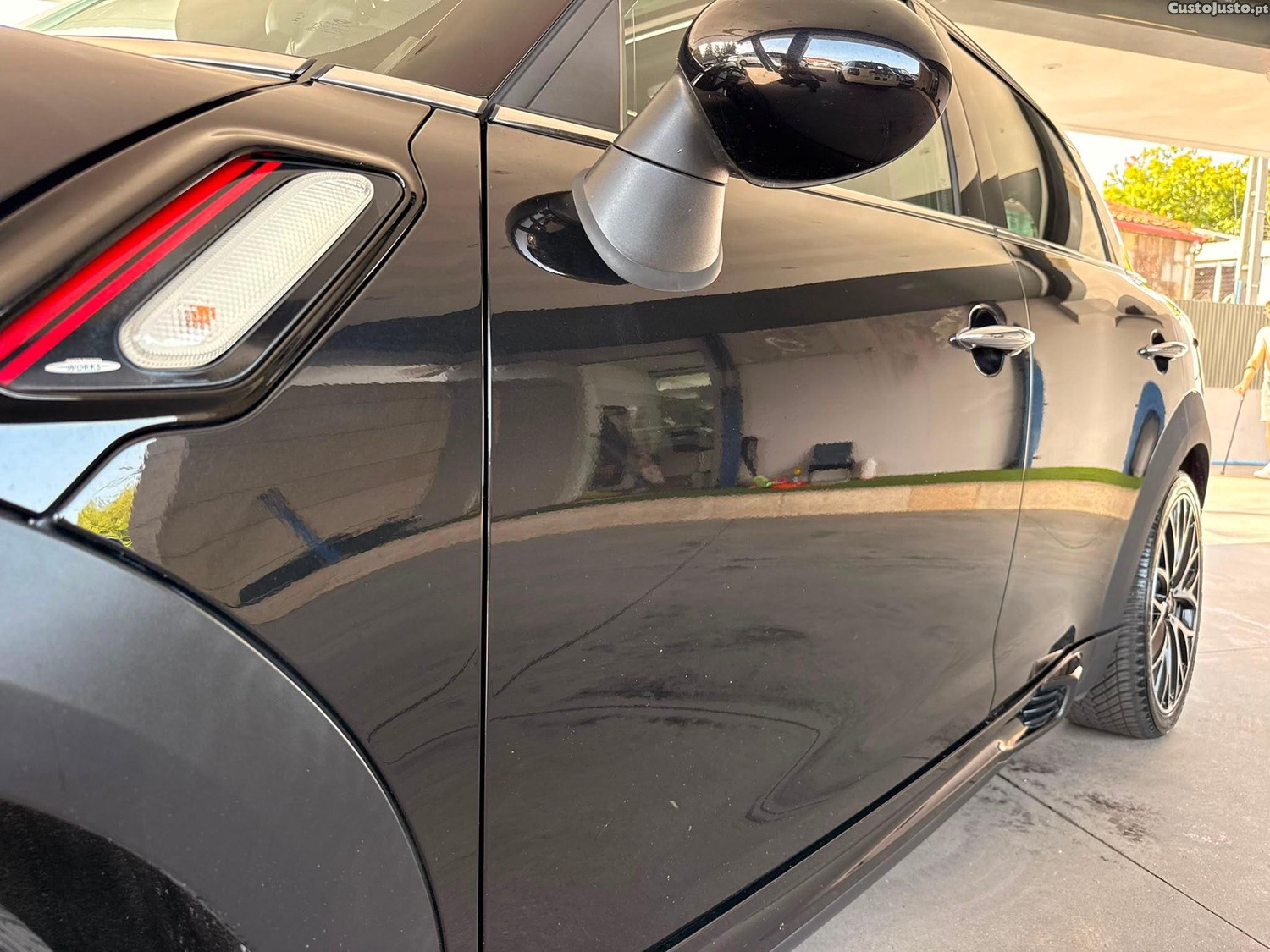 MINI Countryman John Cooper Works ALL4 - 15 — photo 4