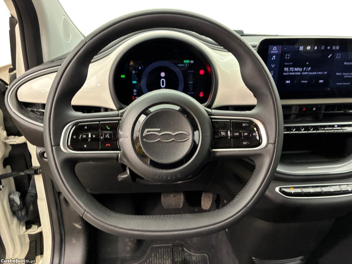 Fiat 500 e 23.8 KWh — fotografia 6