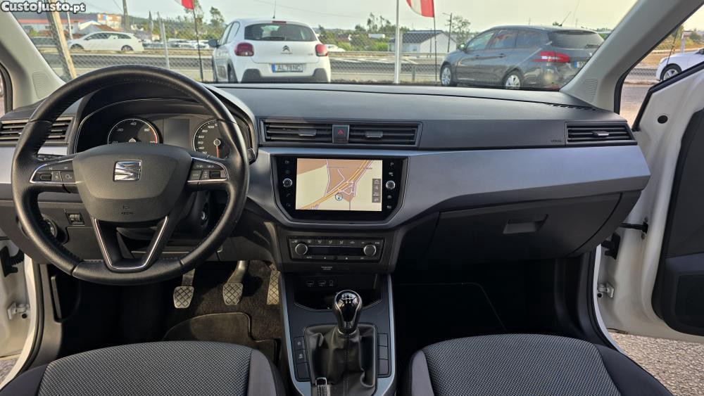SEAT Arona 1.6 TDI Style — fotografia 11