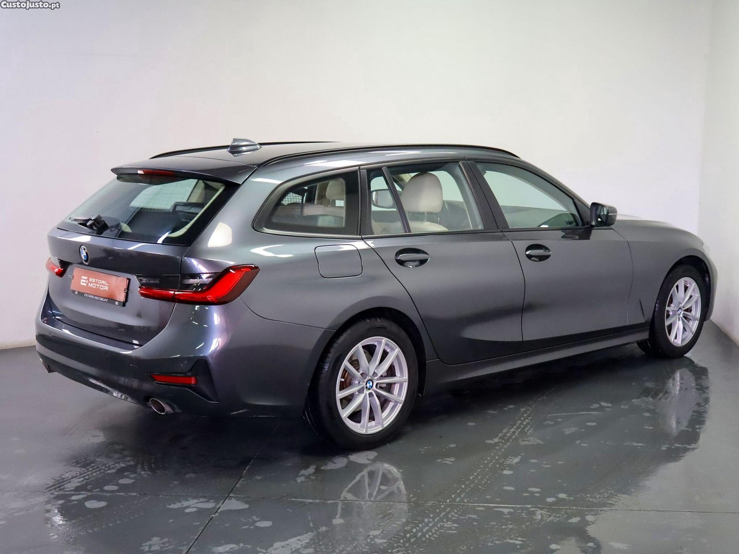 BMW 318 d Auto — fotografia 24