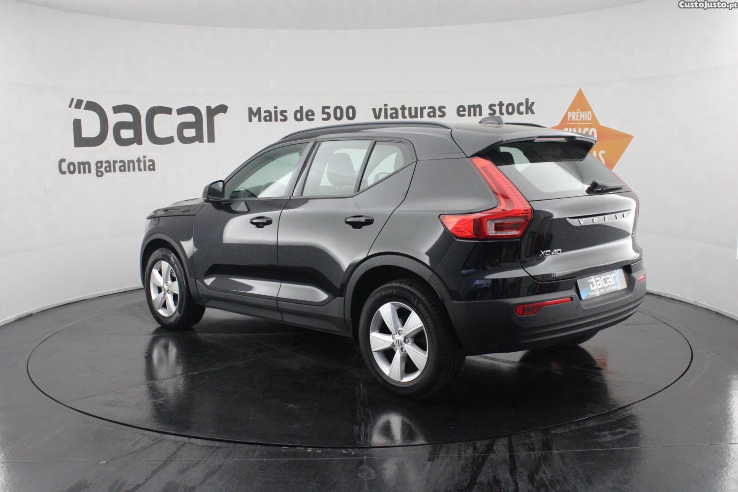 Volvo XC 40 D3 2.0 — fotografia 40