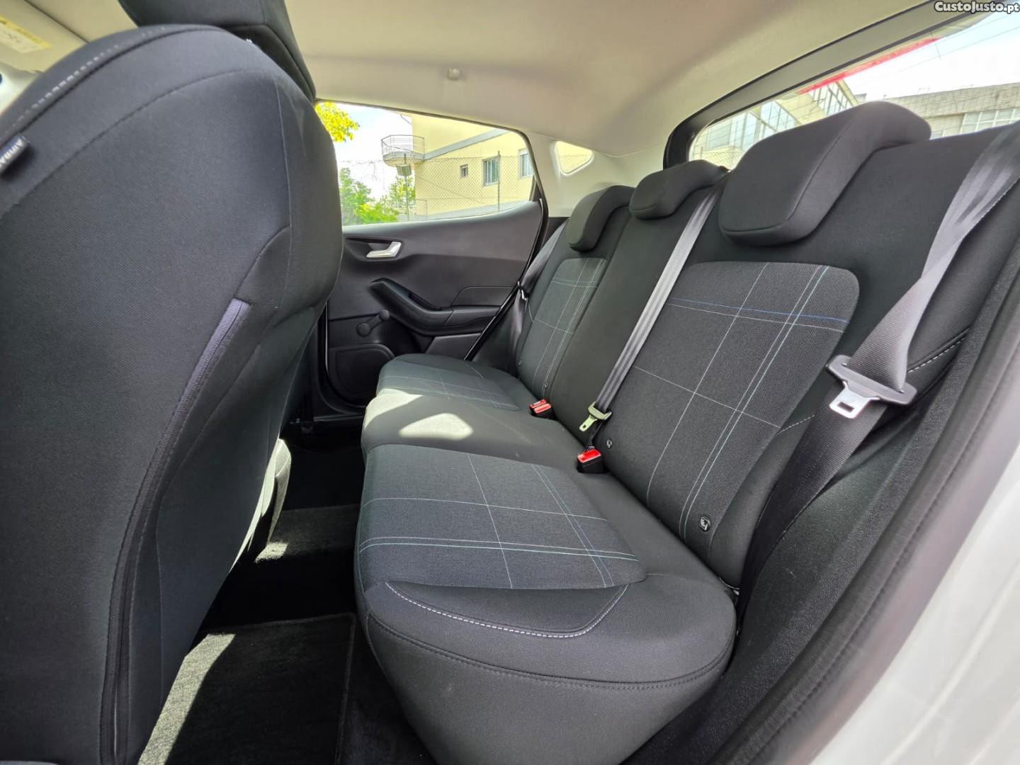 Ford Fiesta 1.0 EcoBoost S&S COOL&CONNECT — fotografia 9