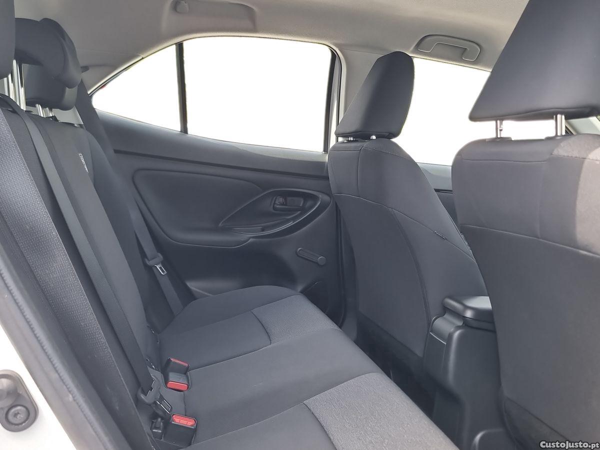 Toyota Yaris Cross 1.5 HDF Comfort — fotografia 9