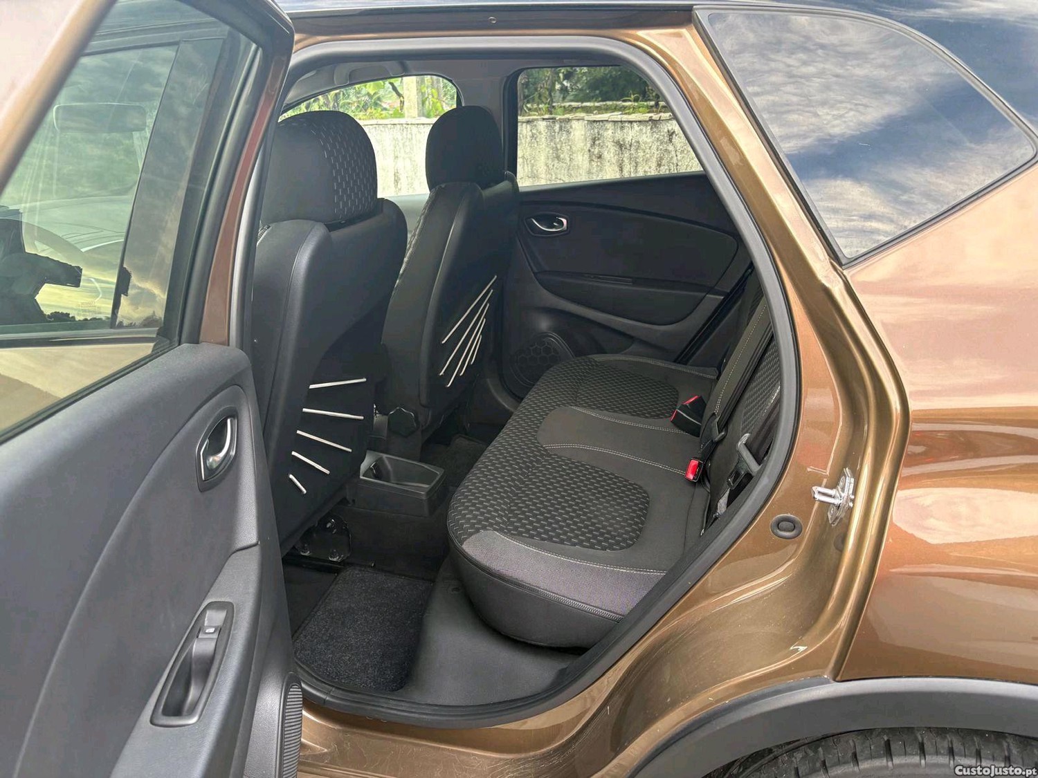Renault Captur 5 porta — fotografia 5