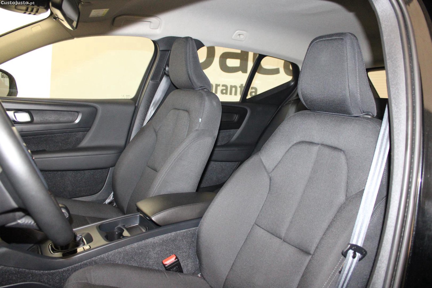 Volvo XC 40 D3 2.0 — fotografia 13