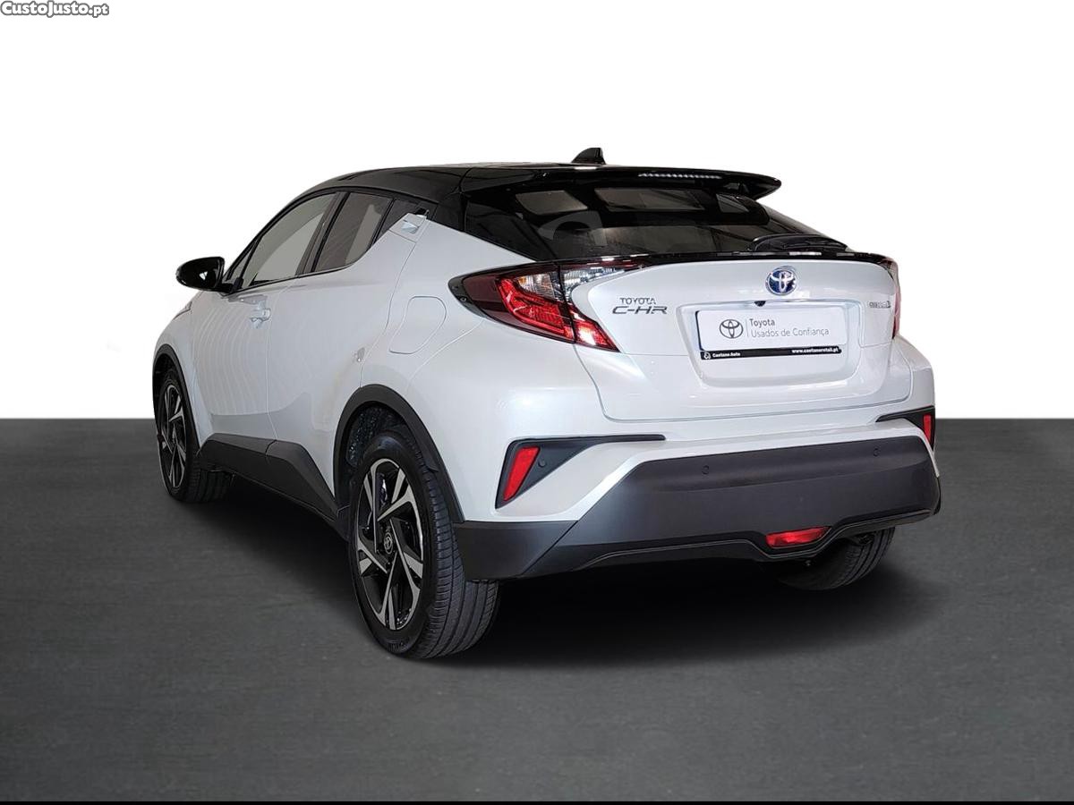 Toyota C-HR 1.8 Hybrid Square Collection — fotografia 14