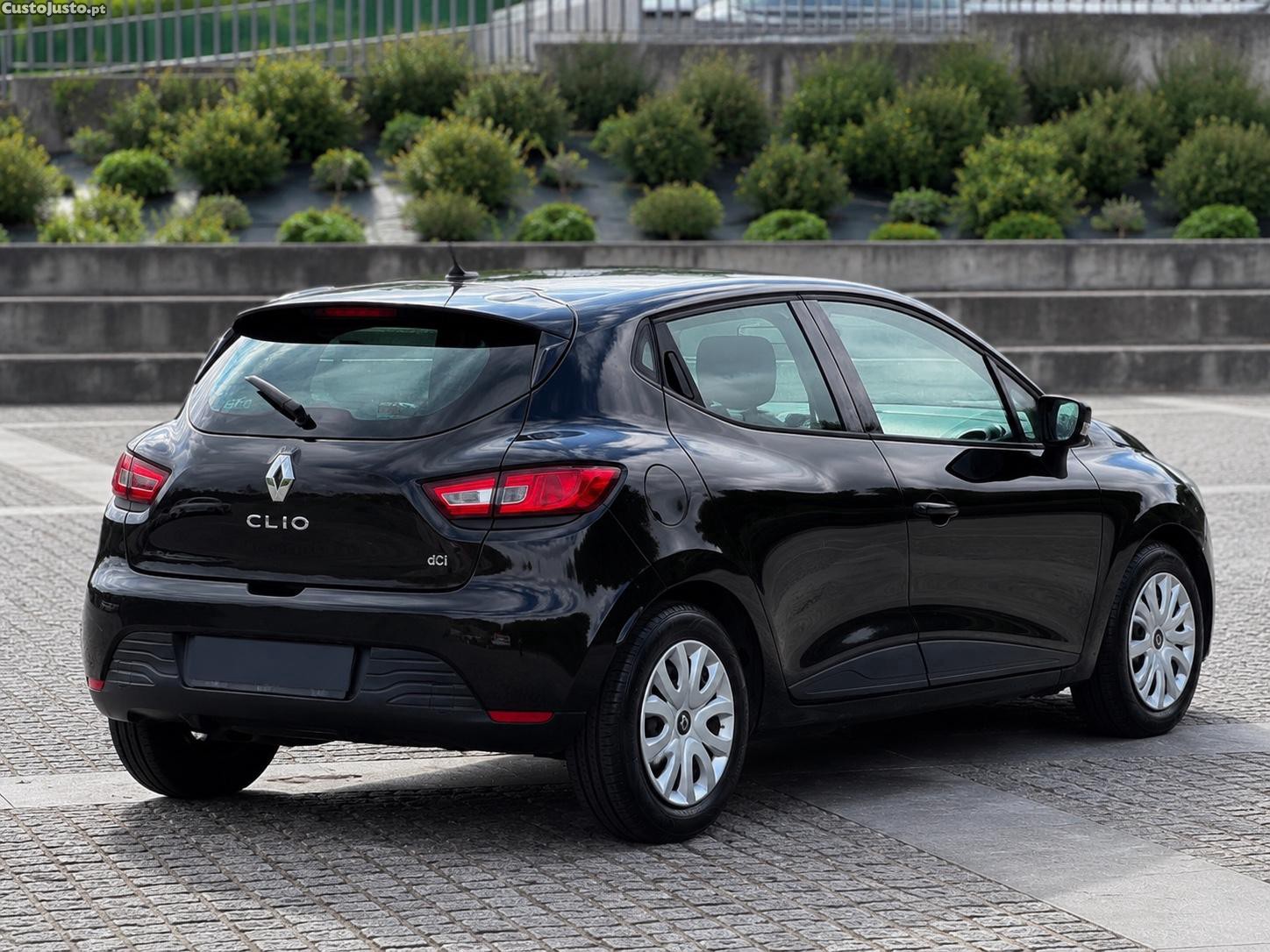 Renault Clio 1.5 Dci — fotografia 7