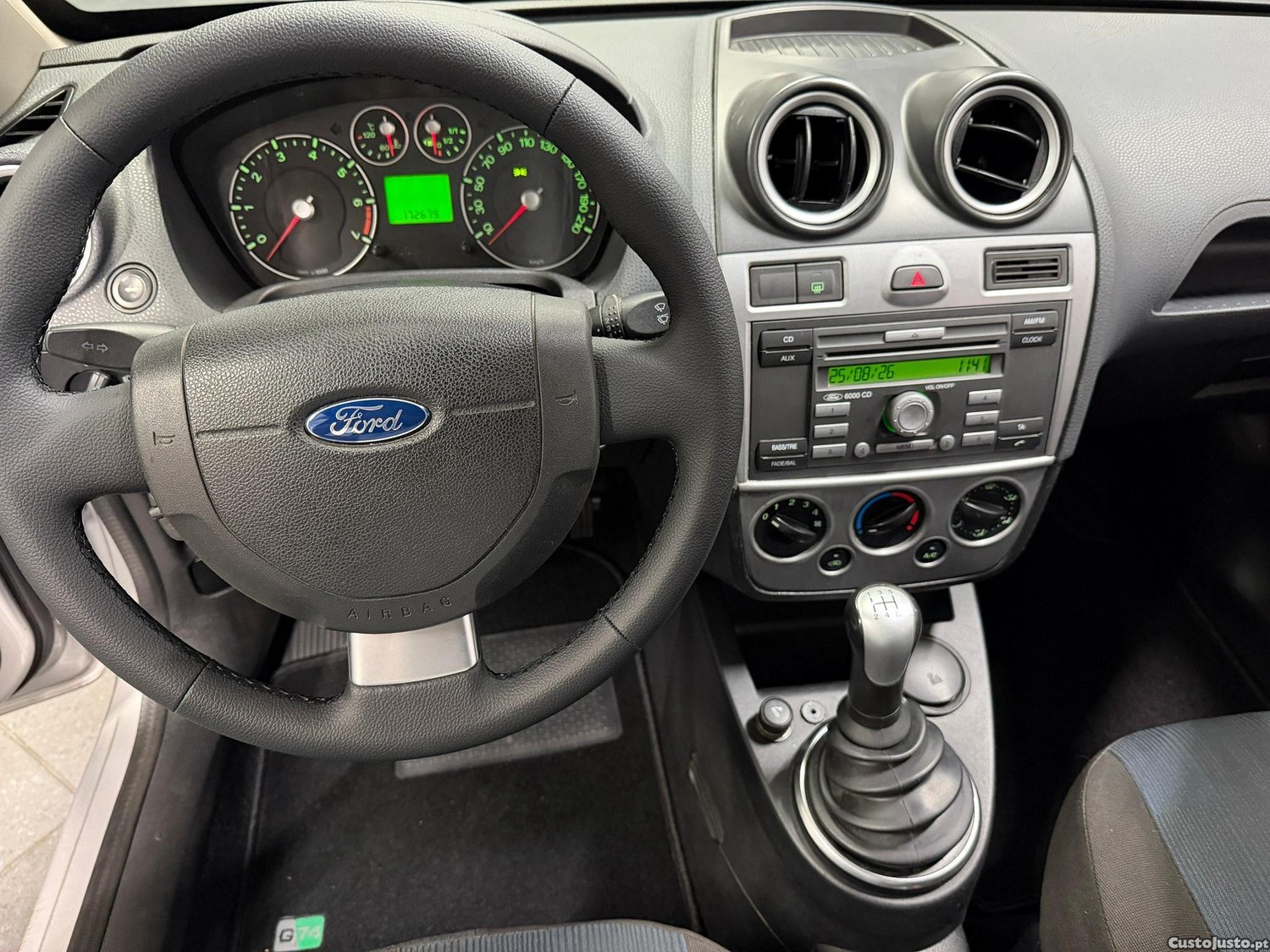 Ford Fiesta 1.25 Connection — fotografia 23