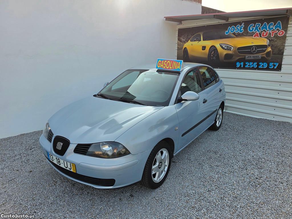 SEAT Ibiza 1.2i 65cv 12/2002 — fotografia 11