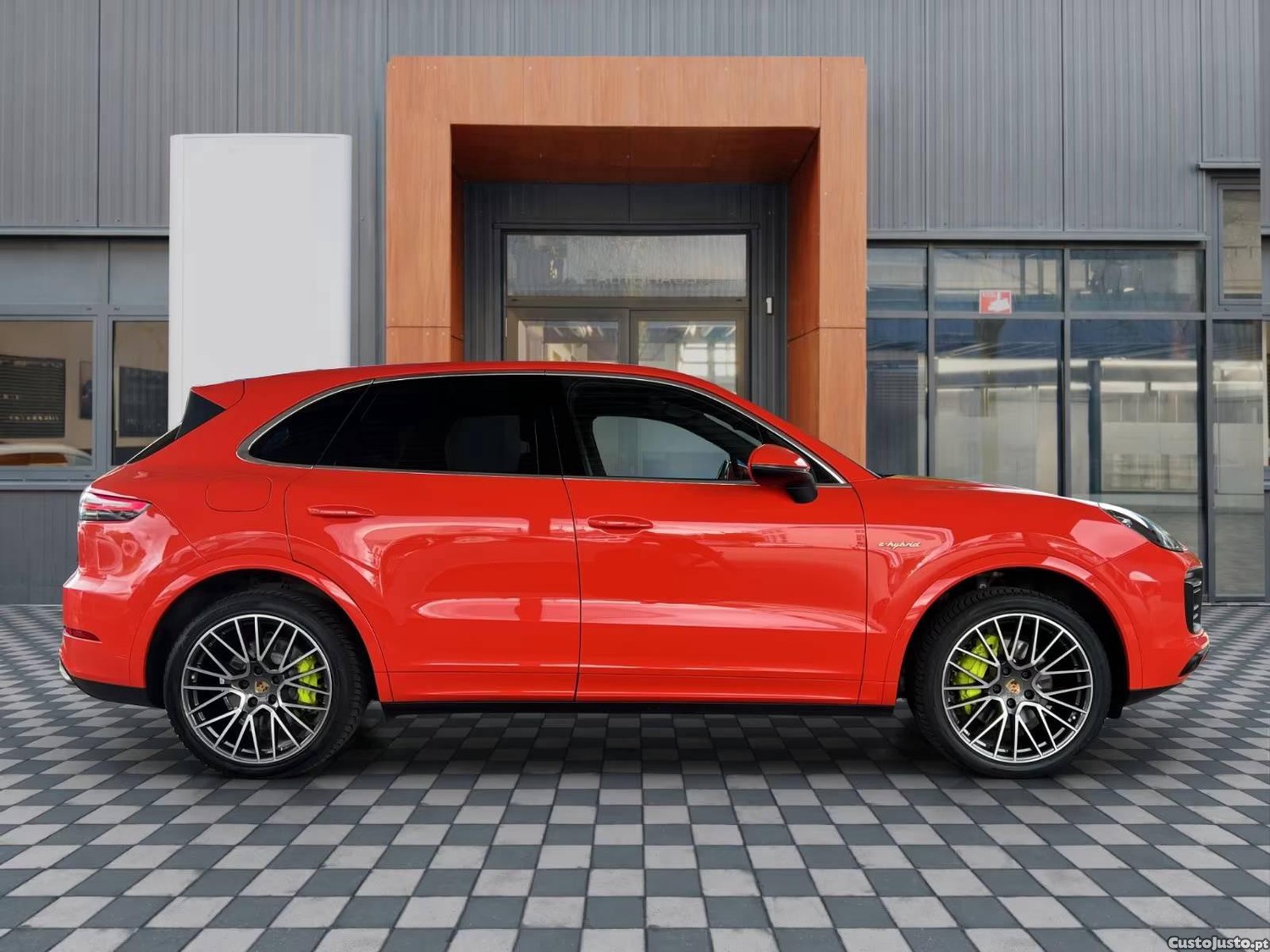 Porsche Cayenne E-Hybrid Sport Design — fotografia 17