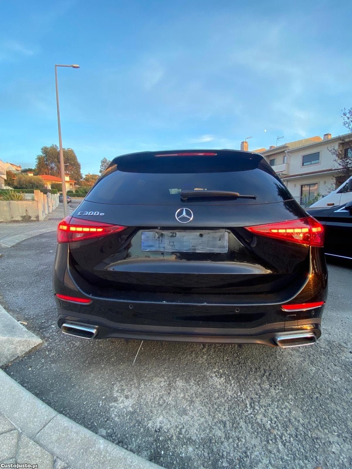 Mercedes-Benz C 300 e AMG / 2022 / Híbrido Plug-in / Autonomia elétrica de 104 kms (reais) — fotografia 9