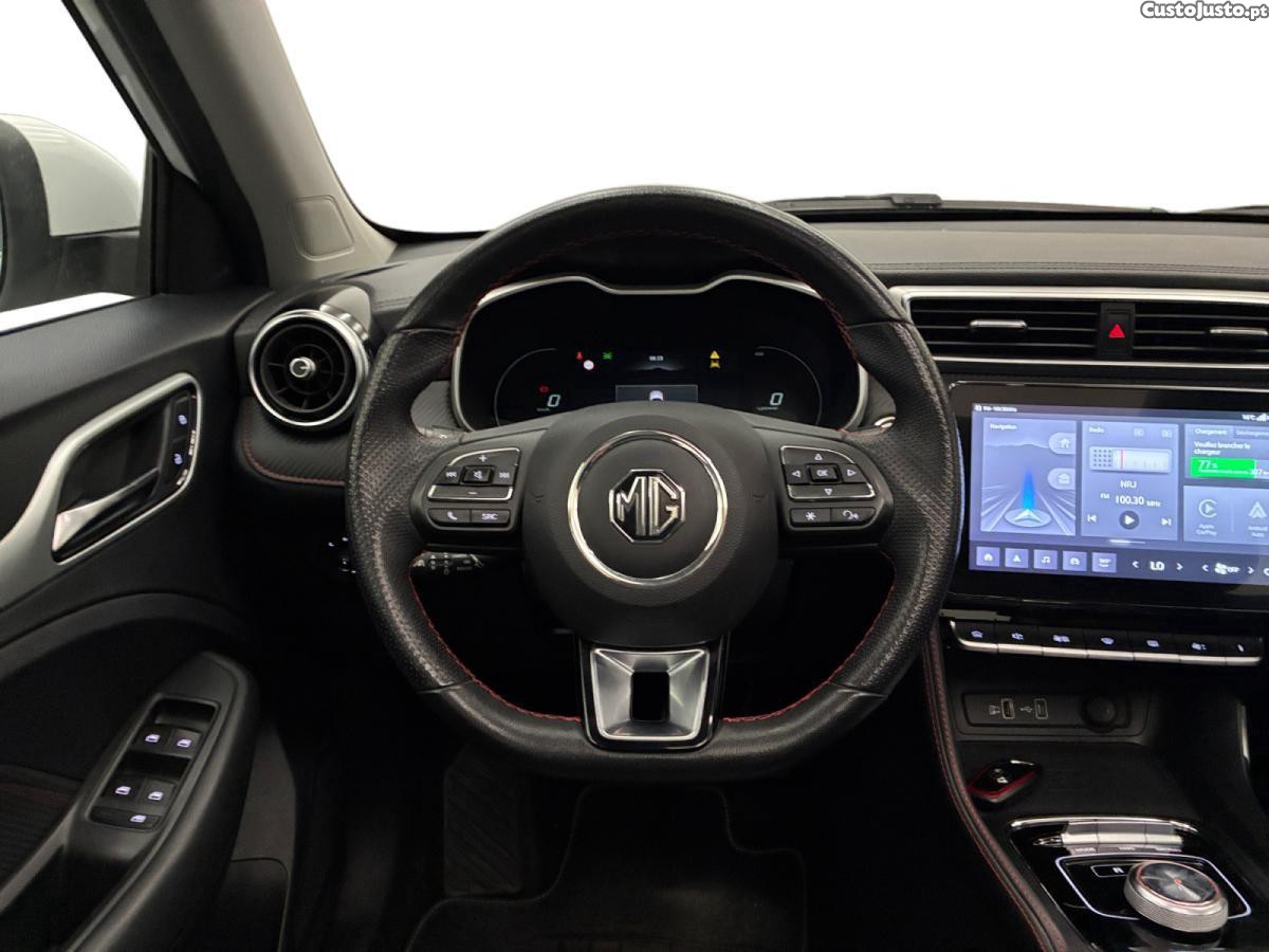 MG ZS 72.6 kWh Luxury — fotografia 8