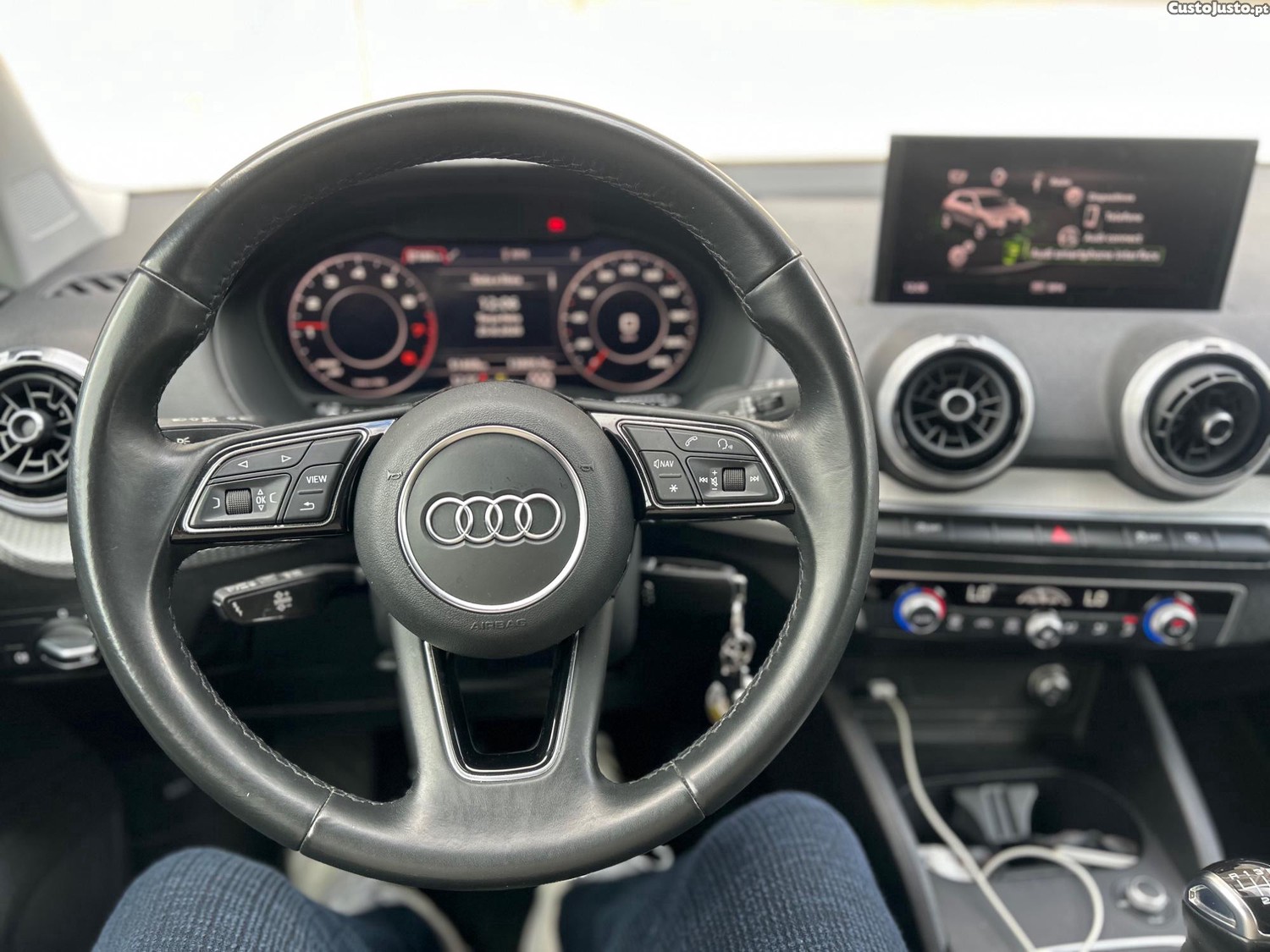Audi Q2 30 TFSI — fotografia 11