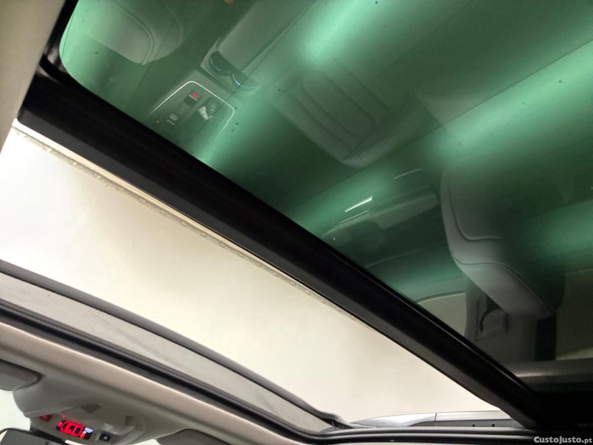 Citroën C5 Aircross 1.6 Hybrid Shine Pack e-EAT8 — fotografia 4