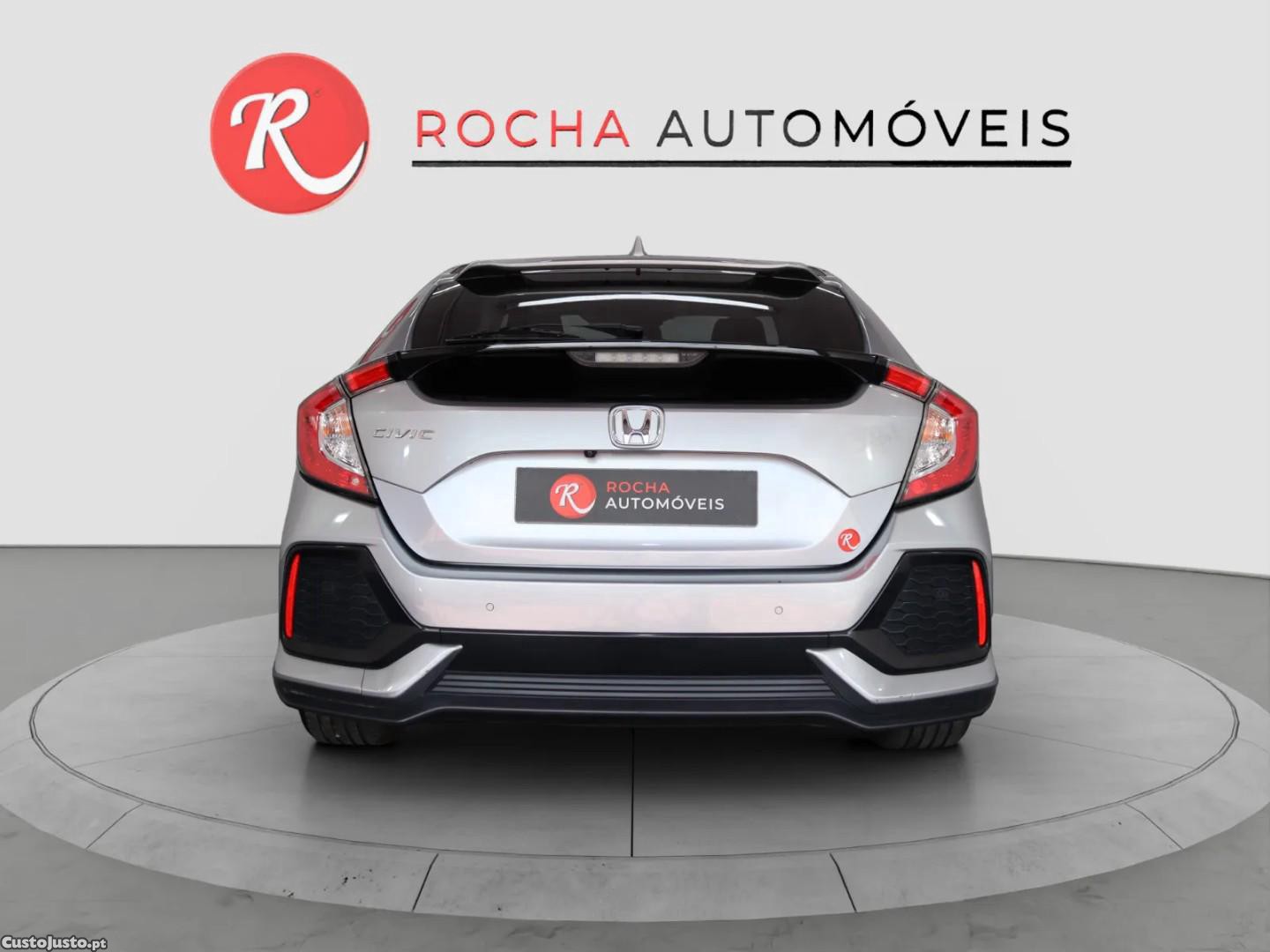 Honda Civic 1.0 i-VTEC Executive CVT — fotografia 12