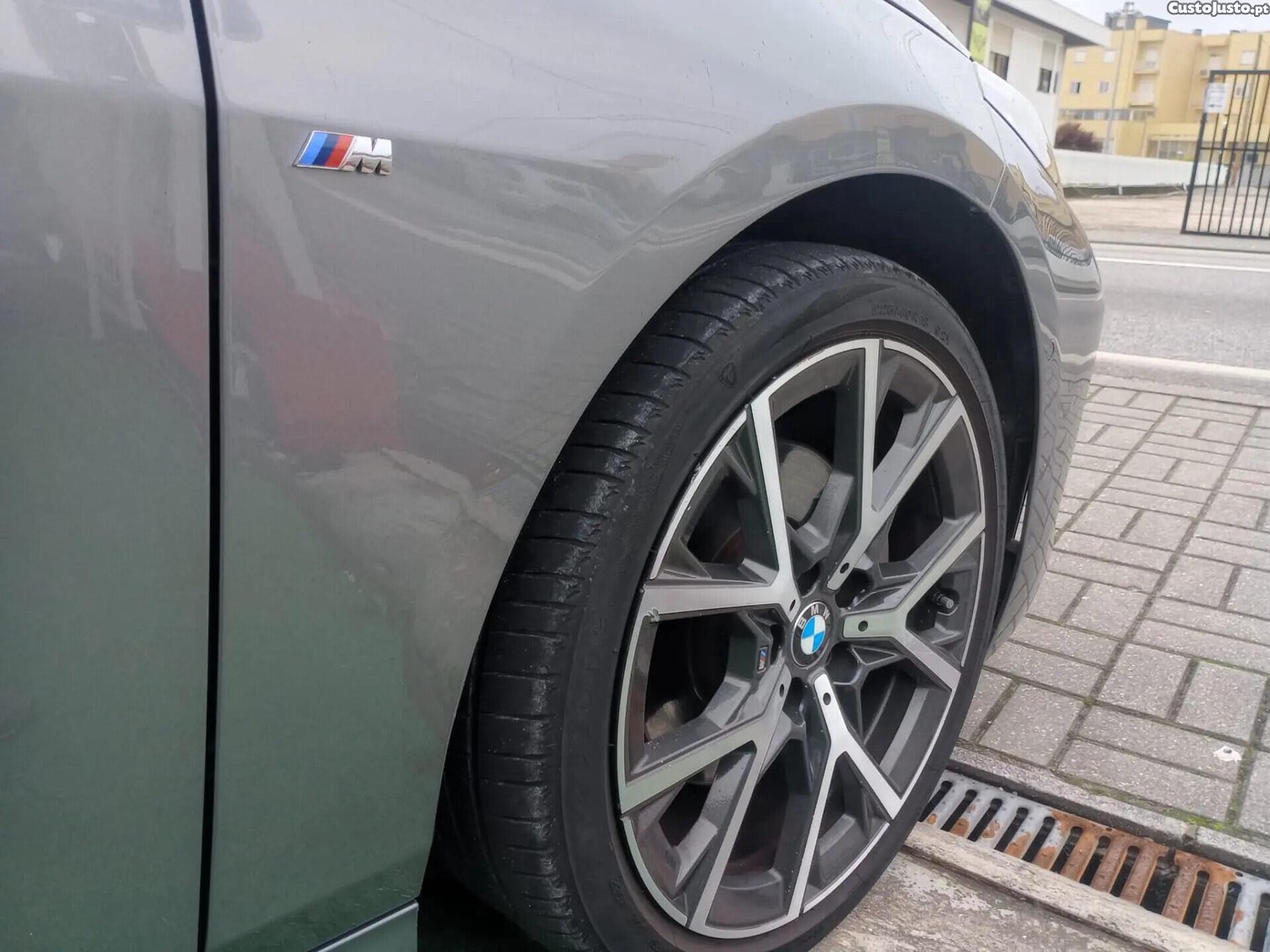 BMW 216 d Pack Desportivo M — fotografia 15