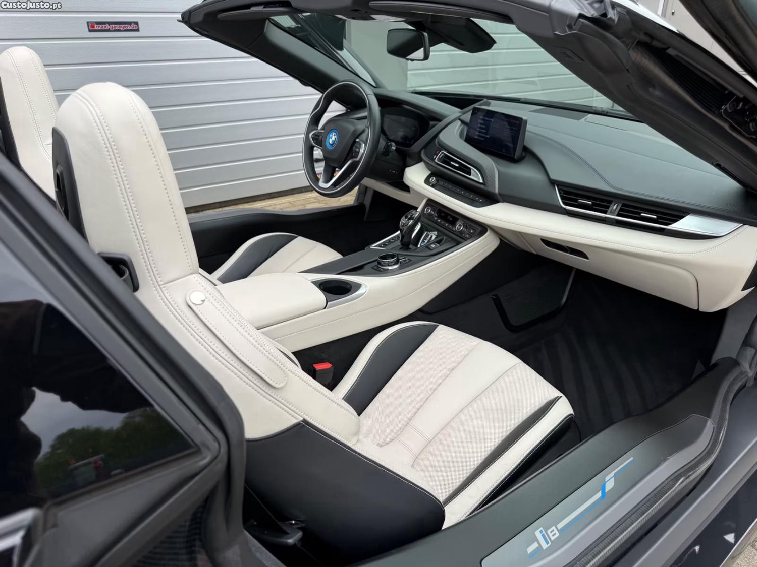 BMW i8 Roadster First Edition — fotografia 10