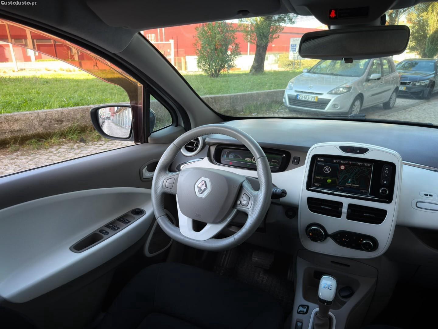 Renault Zoe (c/ Bateria) 22 kwh Life — fotografia 10