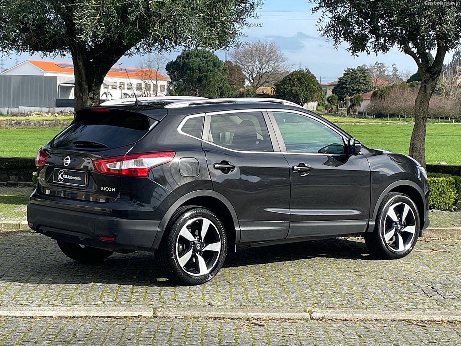 Nissan Qashqai 1.5 dCi N-Connecta — fotografia 6
