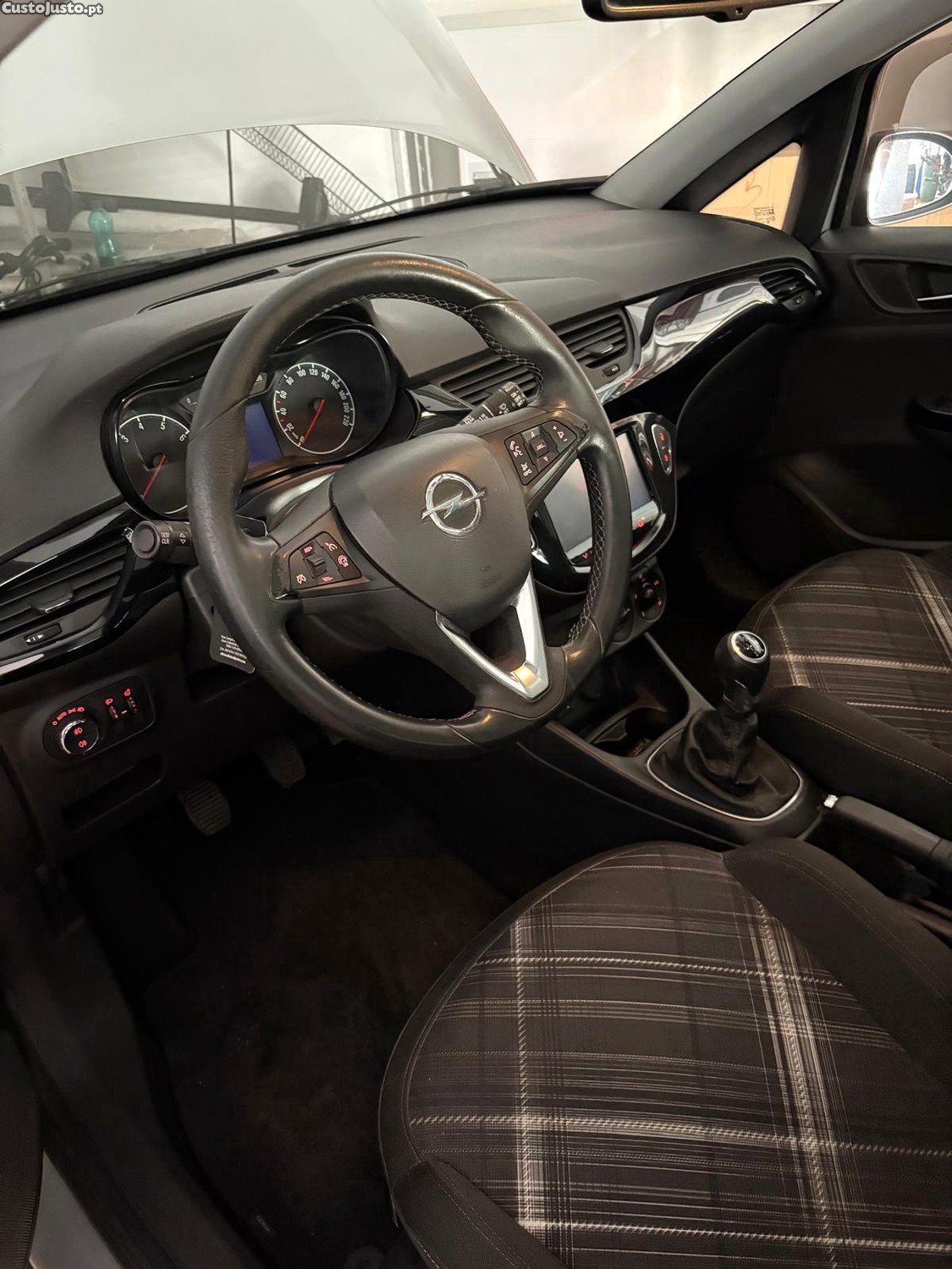 Opel Corsa E AC — fotografia 4