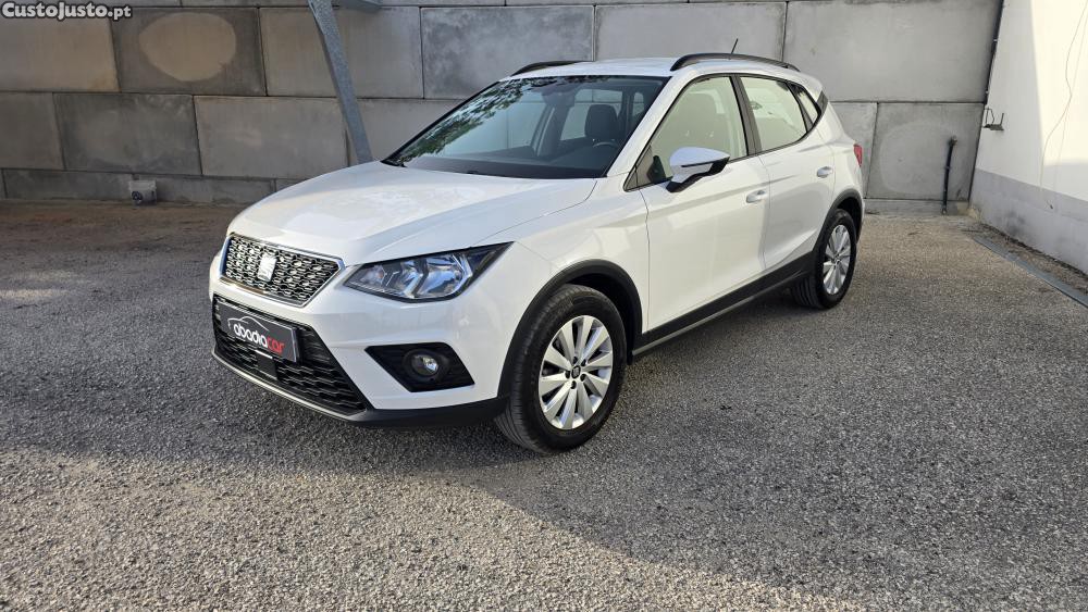 SEAT Arona 1.6 TDI Style — fotografia 18