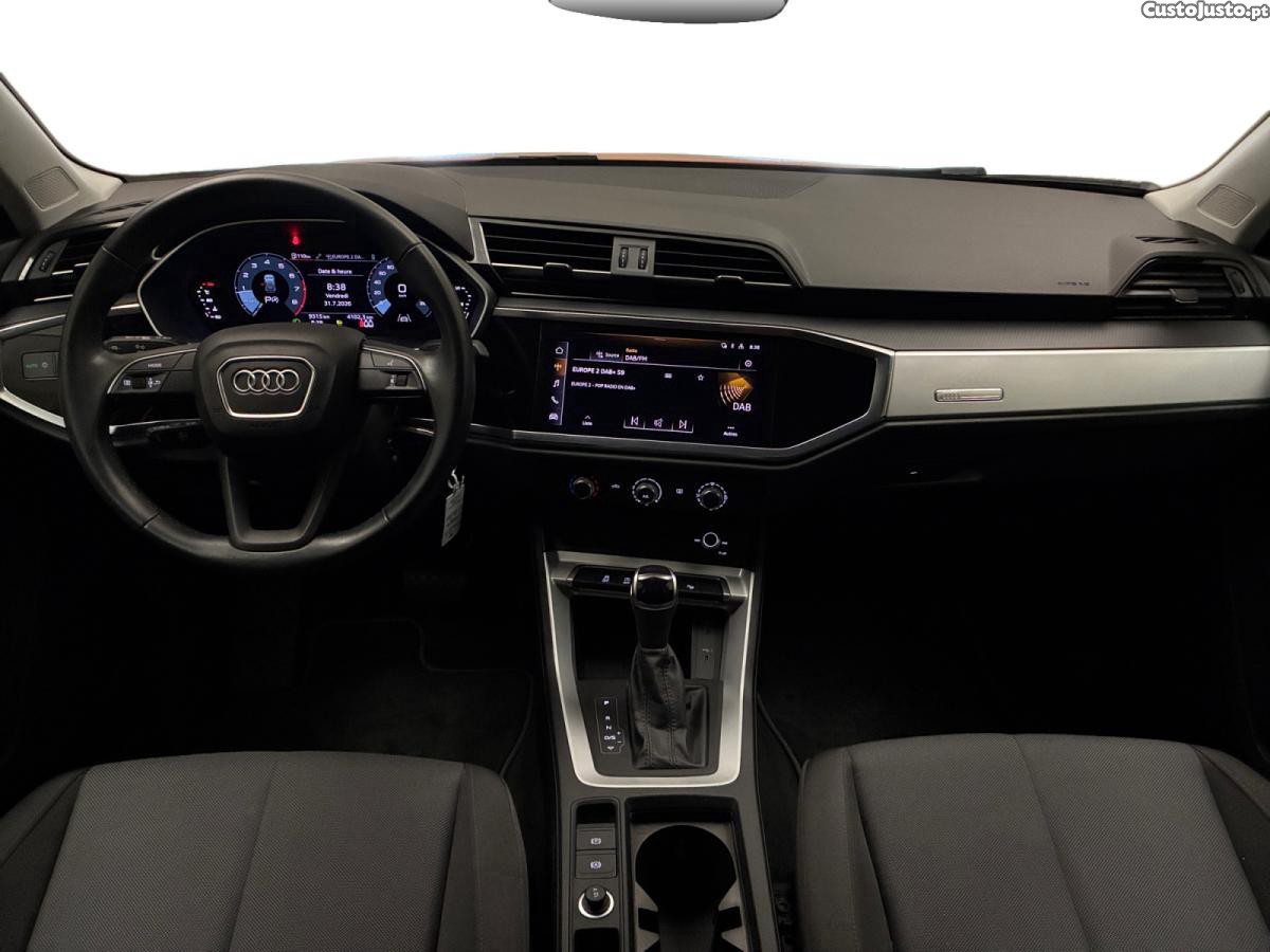 Audi Q3 35 TFSI S tronic - 24 — photo 4