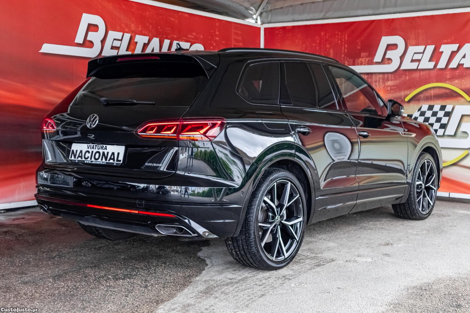Volkswagen Touareg 3.0 TSI e-Hybrid R — fotografia 20